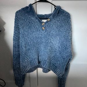 Cute Aeropostale crop top sweater. Like new